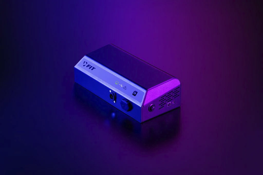 FIT Key Visual Akkutester